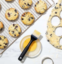 Oxo 1071062BK Good Grips 7.6" Silicon Pastry Brush, Black