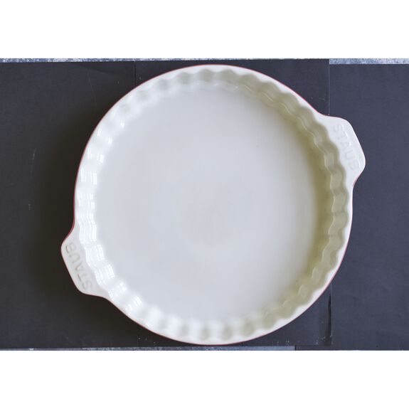 Staub 11.8" Round Pie Dish, Cherry