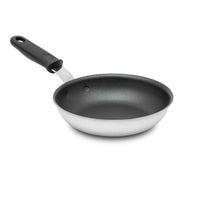 Vollrath 562408 Wear-Ever® 8" Rivetless Fry pan with CeramiGuard® II nonstick coating, silicone handle