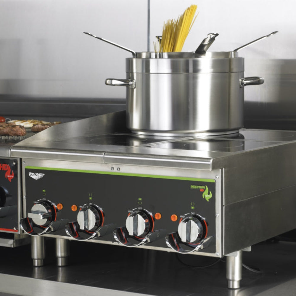 Vollrath Cayenne 24" Heavy Duty 4 Burner Induction Range Countertop 208-240V