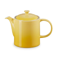 Le Creuset 1.3 Litre Classic Grand TeaPot, Camomille