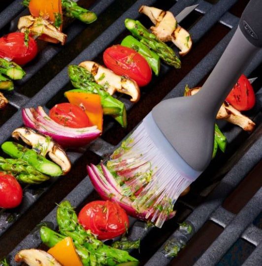 Oxo 11309300G Good Grips 13.5" Grilling Basting Brush, Black