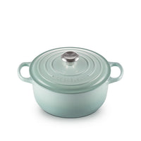 Le Creuset 4.2 Litre Round Dutch Oven, Sage