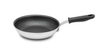 Vollrath 562408 Wear-Ever® 8" Rivetless Fry pan with CeramiGuard® II nonstick coating, silicone handle