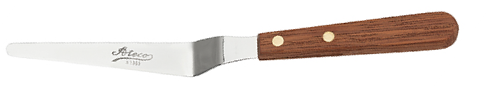 Ateco 4.25" Offset Cake Spatula, Tapered with Wood Handle