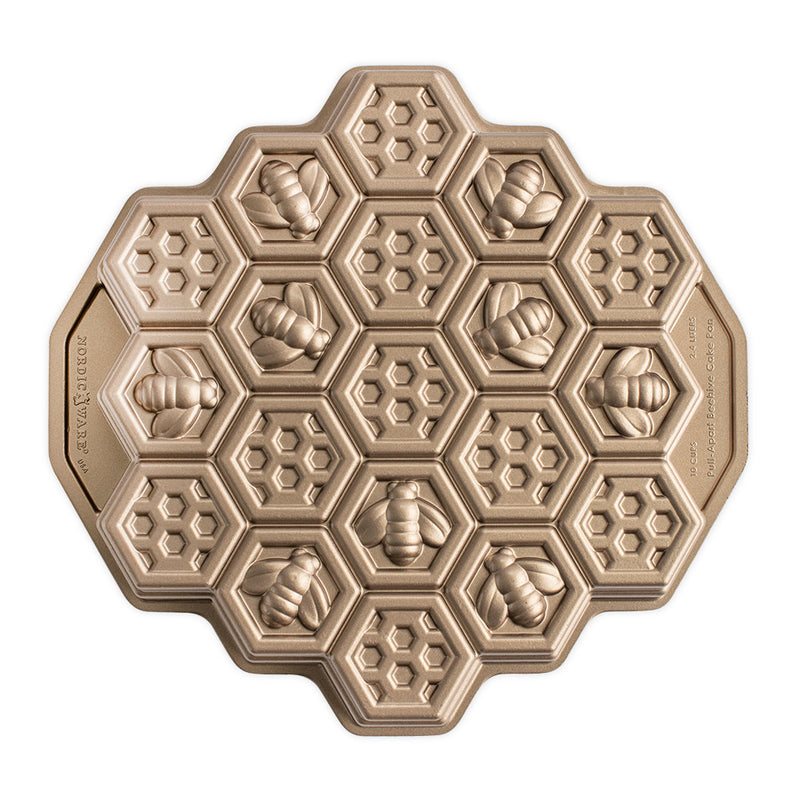 Nordic Ware 10 Cup Honeycomb Pull-Apart Pan