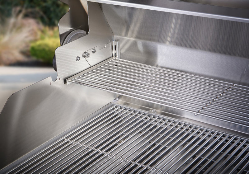 Crown Verity CV-MCB-48PKG 48" Mobile Outdoor BBQ / Charbroiler with Accessory Package, Propane