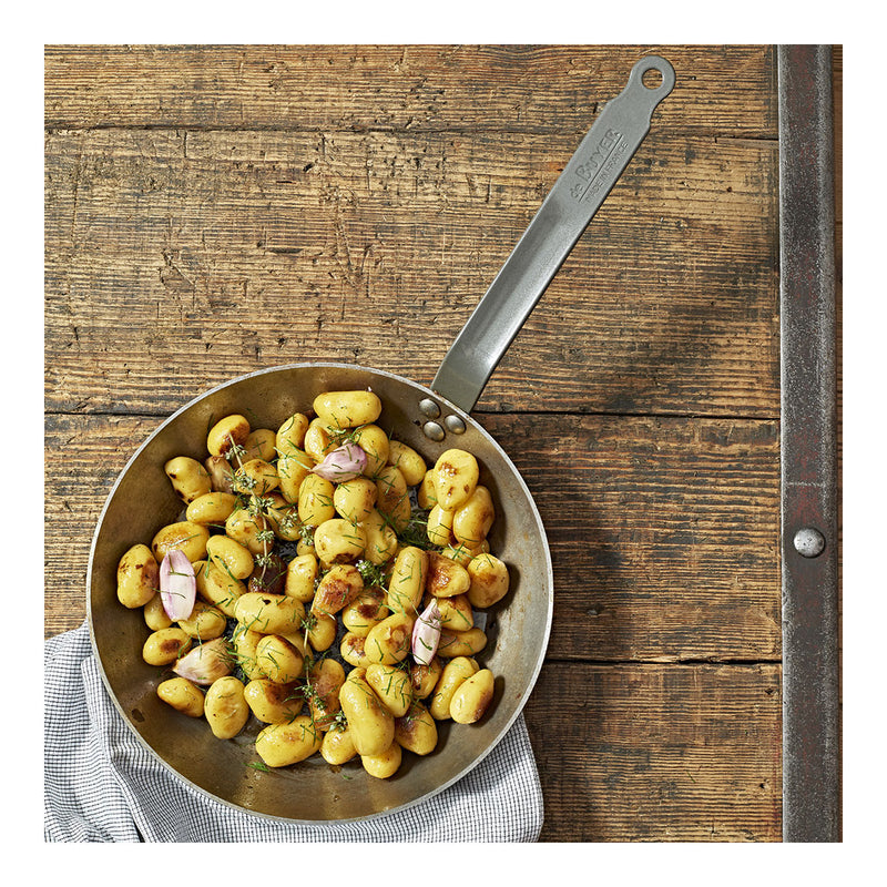 De Buyer Carbone Plus 9.5" Round French Steel Fry Pan