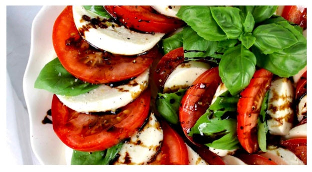 Delicious and Easy Caprese Salad: Fresh Flavors in Minutes