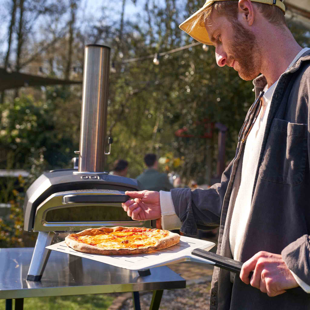 Ooni Karu 12G Multi-Fuel Pizza Oven