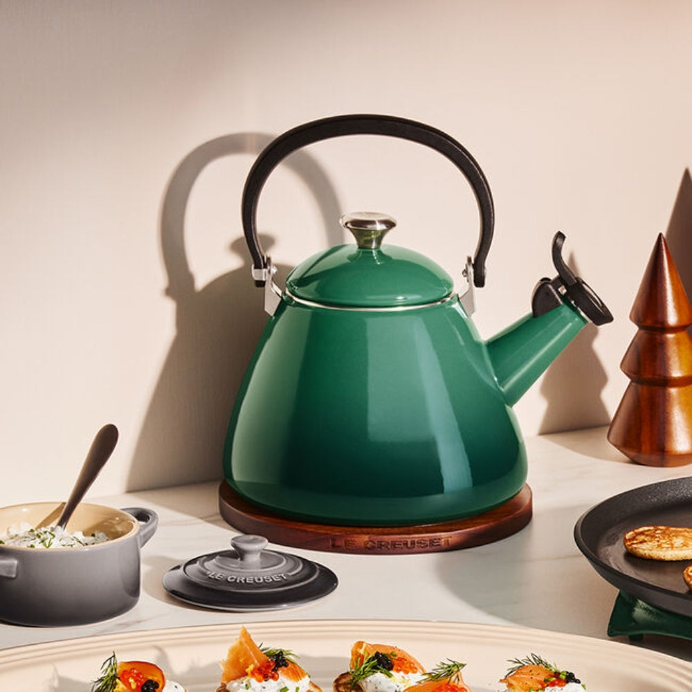 Le Creuset 1.6 Litre Kone Kettle, Artichaut