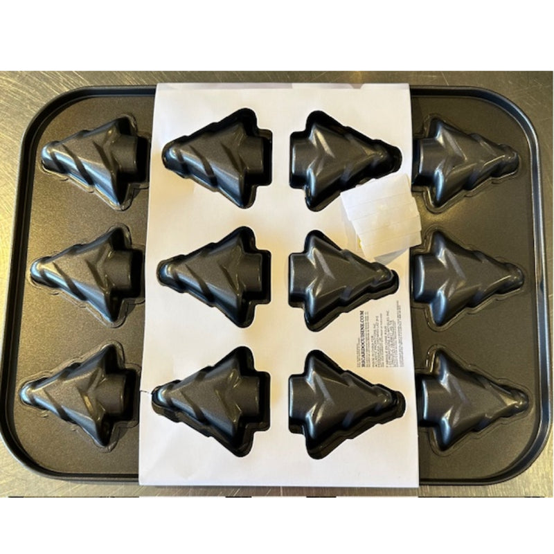 Ricardo Non-Stick Christmas tree Muffin Pan
