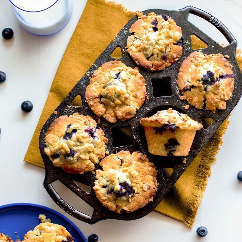 Lodge 6 Cup Muffin Pan, Cast Iron