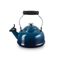 Le Creuset Agave 1.6 Litre Classic Whistling Kettle