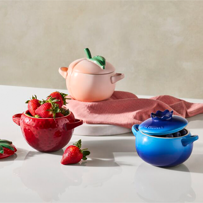 Le Creuset Limited Edition Strawberry Mini Cocotte, 0.57 L