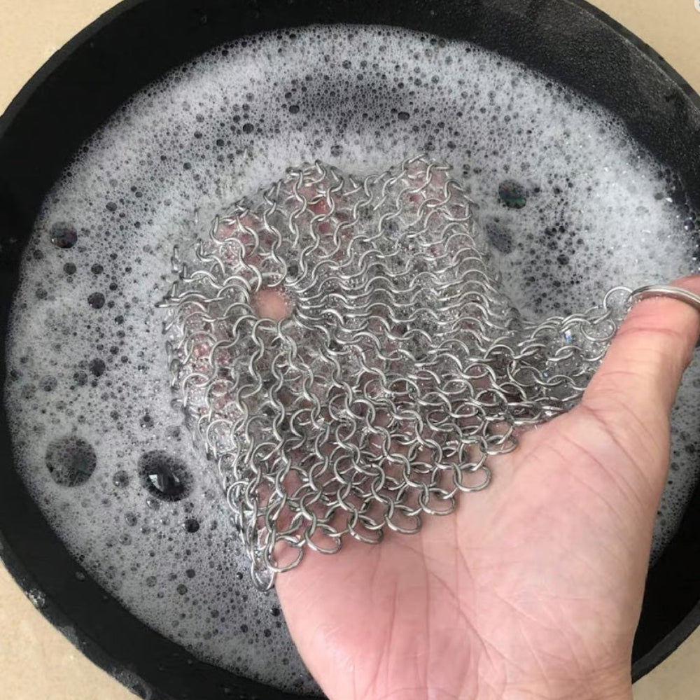 Outset 8" x 6" Chainmail Cast Iron Cleaner