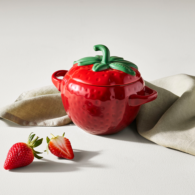 Le Creuset Limited Edition Strawberry Mini Cocotte, 0.57 L