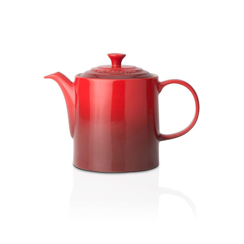 Le Creuset 1.3 Litre Grand Teapot, Cerise